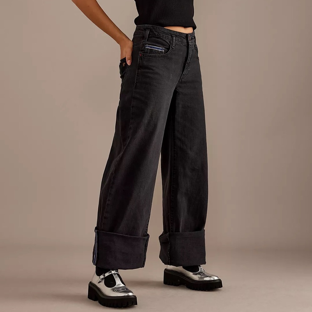 Anthropologie Pilcro The Sport Cuff Mid-Rise Crop Wide-Leg Jeans Black